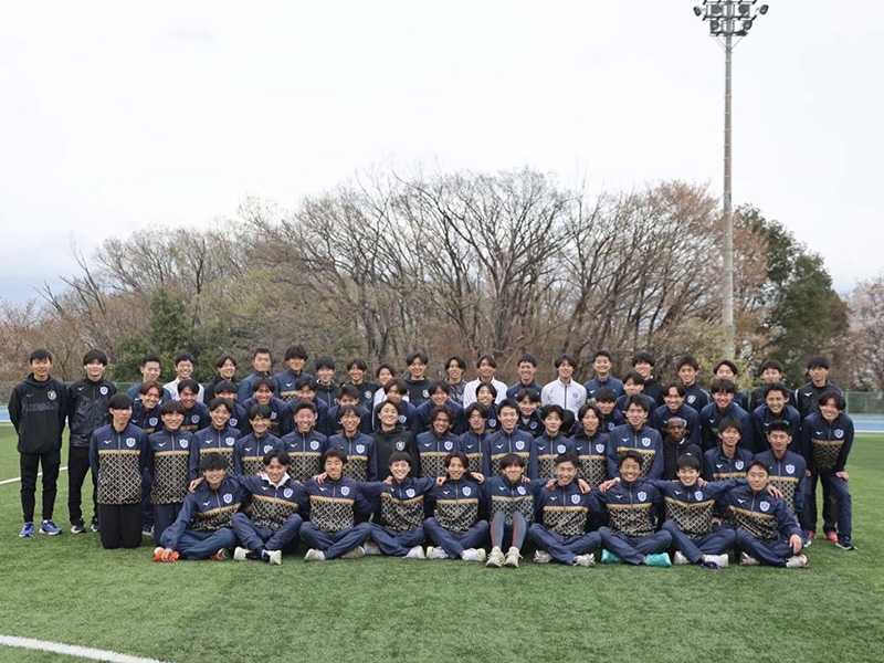 >東京国際大学 集合写真